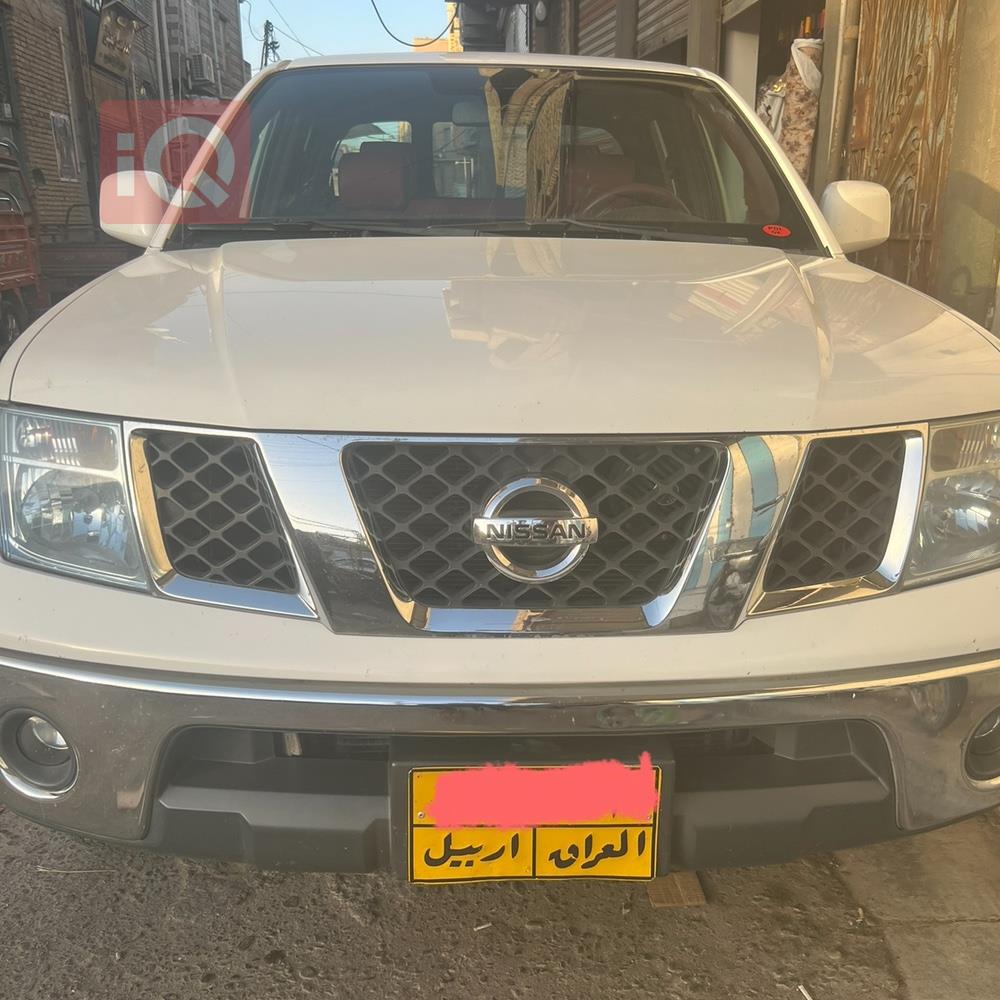 نيسان نافارا